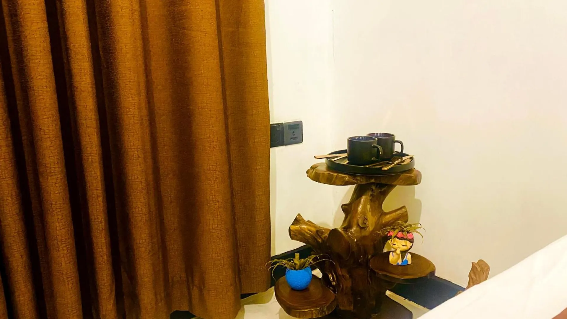 Homestay Fly Infinity - Home Stay Kandy Sri Lanka