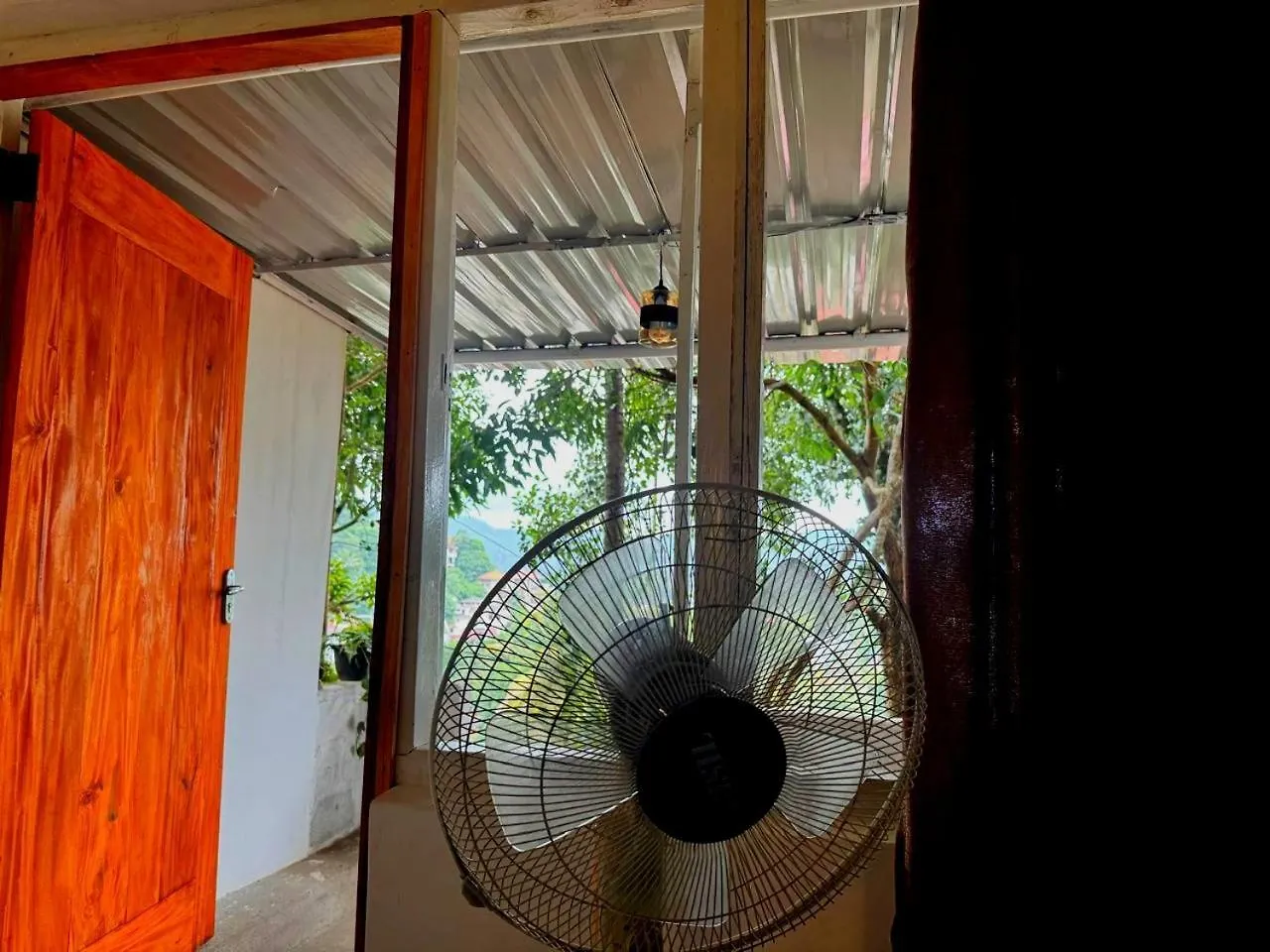 Fly Infinity - Home Stay Kandy