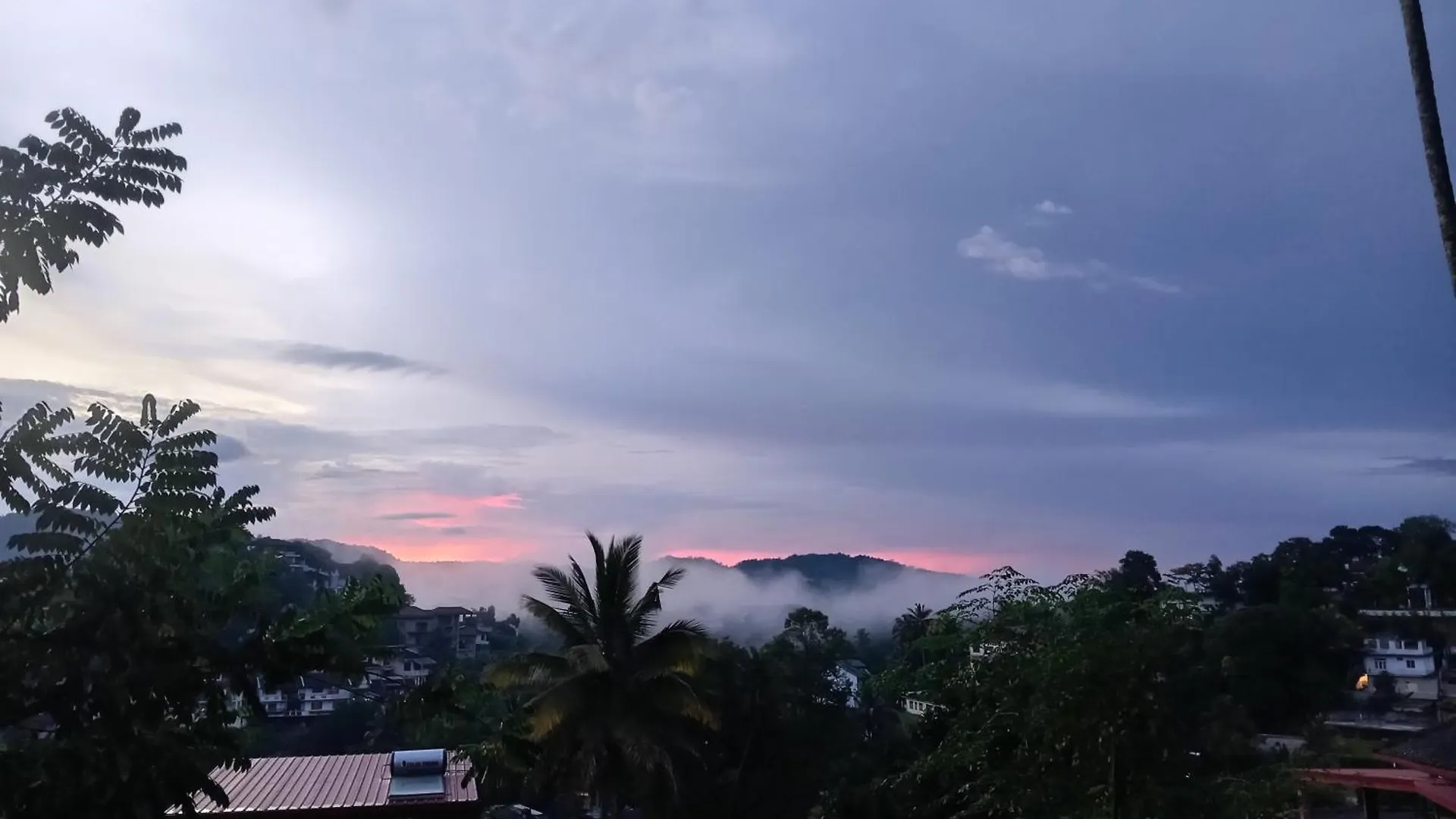 Fly Infinity - Home Stay Kandy